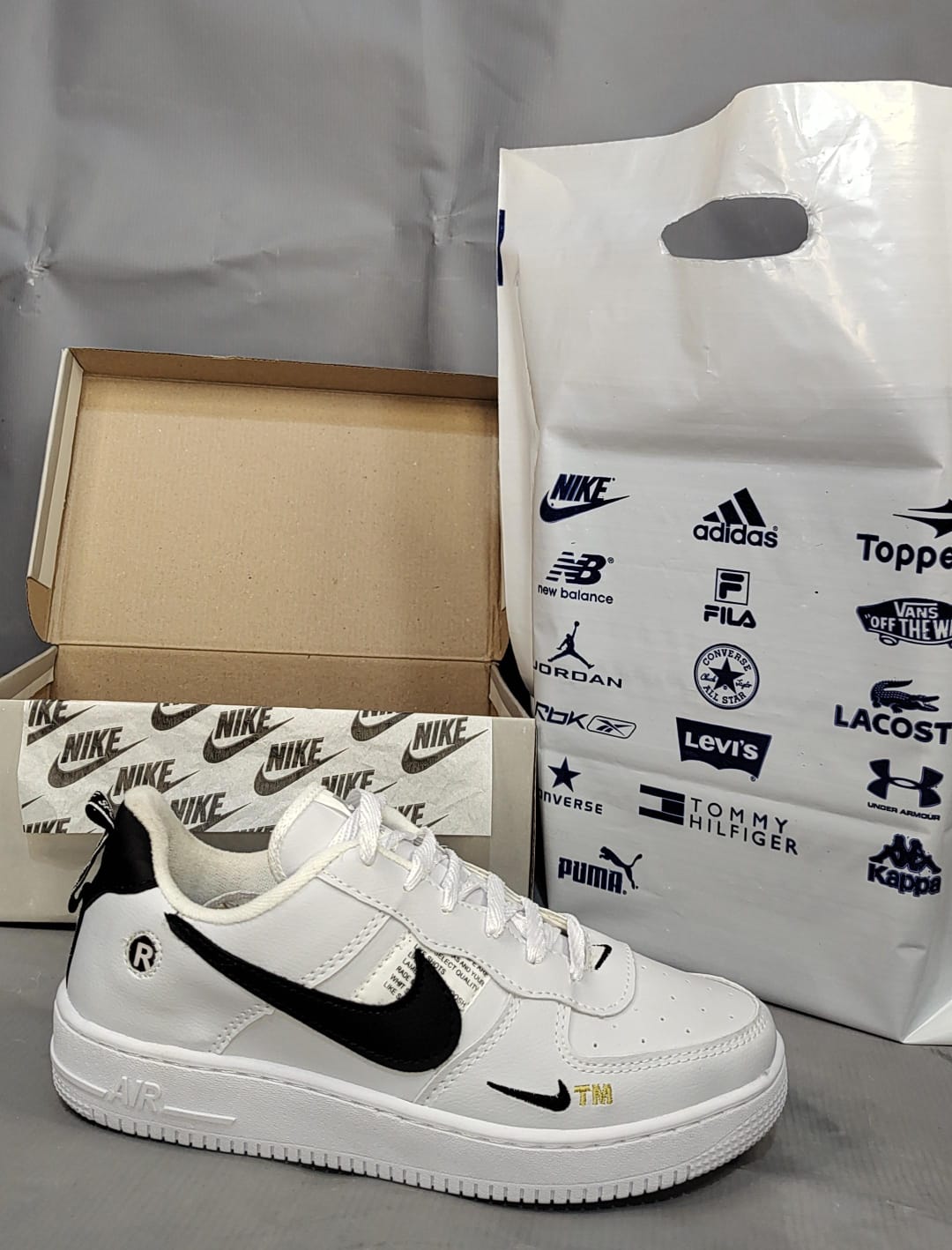 Zapatillas Nike Air Force 1 TM Importadas